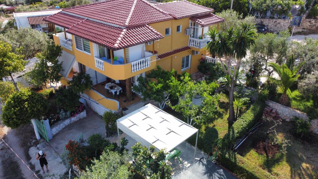 Golden Villa Ksamil Bagian luar foto