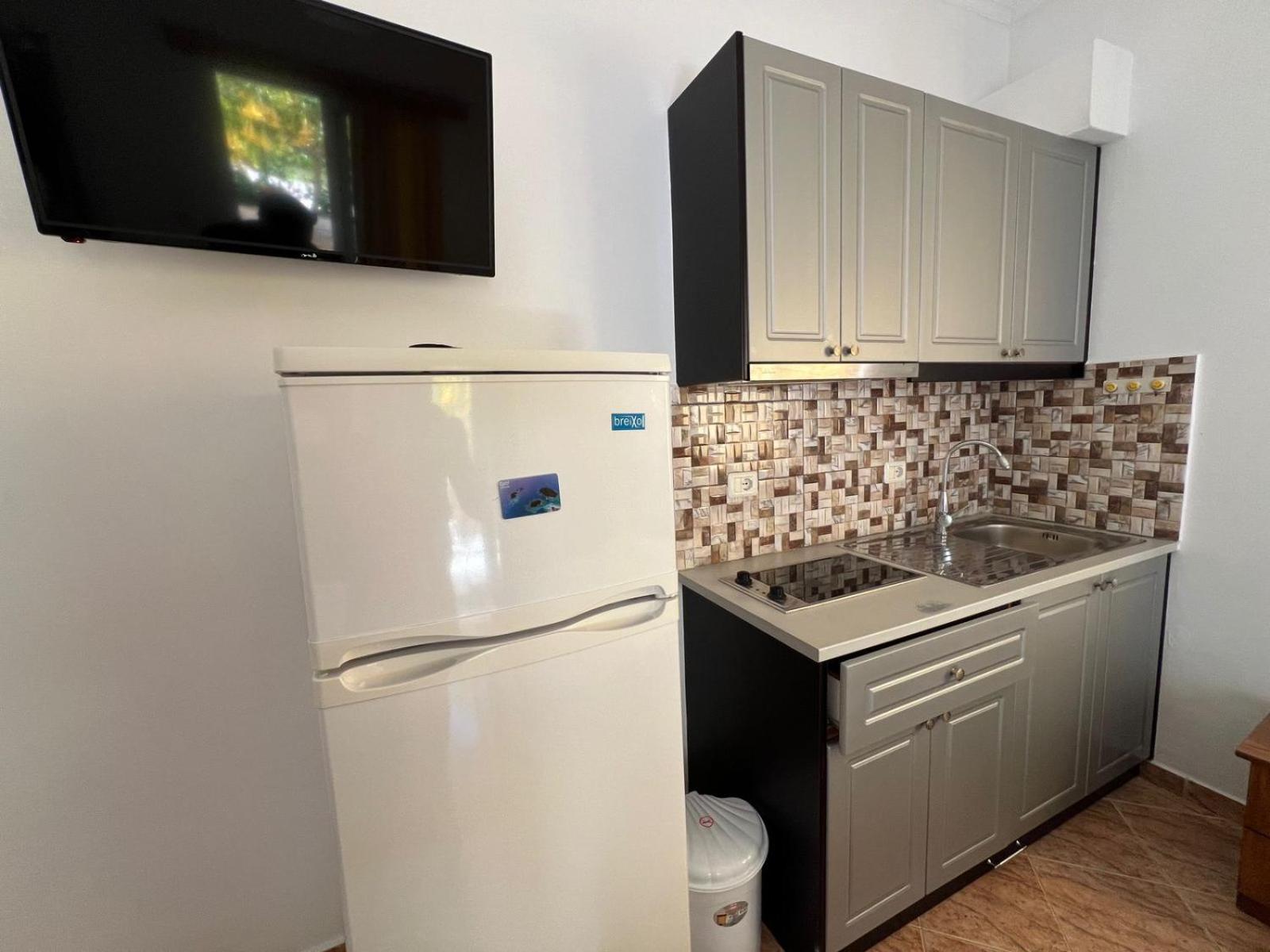 Golden Villa Ksamil Bagian luar foto