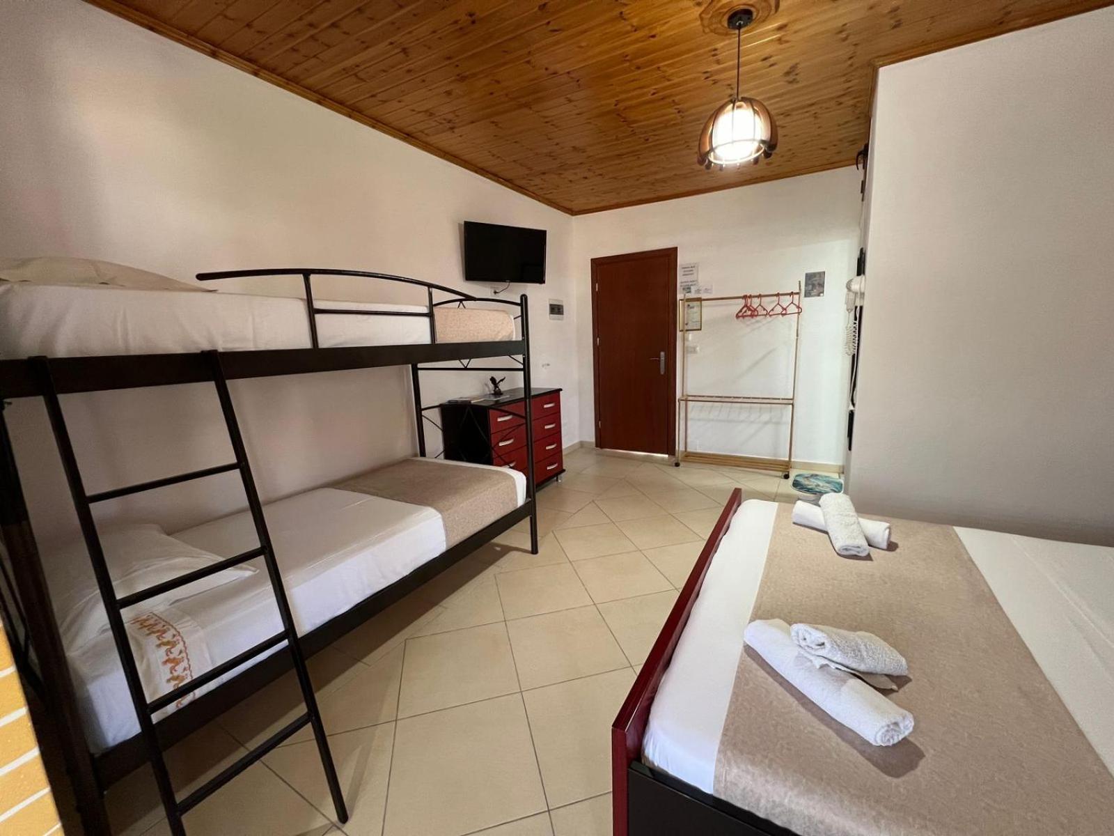 Golden Villa Ksamil Bagian luar foto