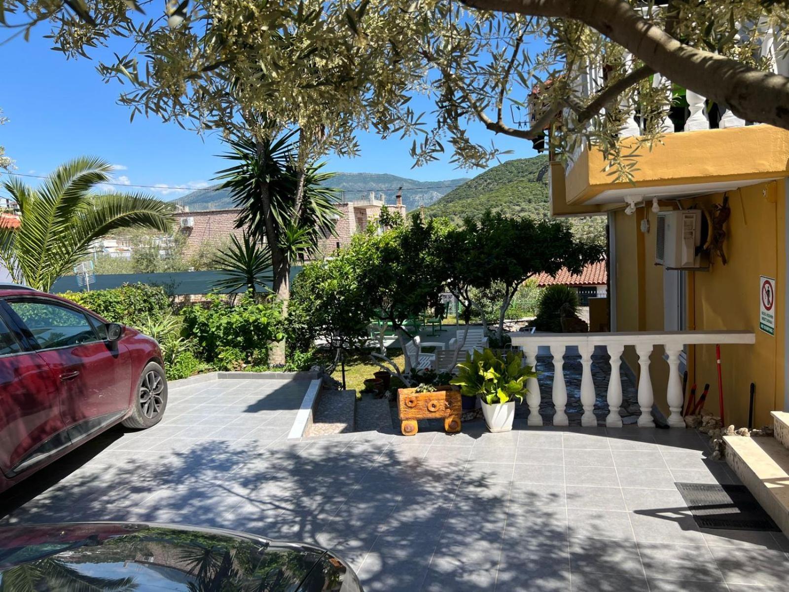 Golden Villa Ksamil Bagian luar foto